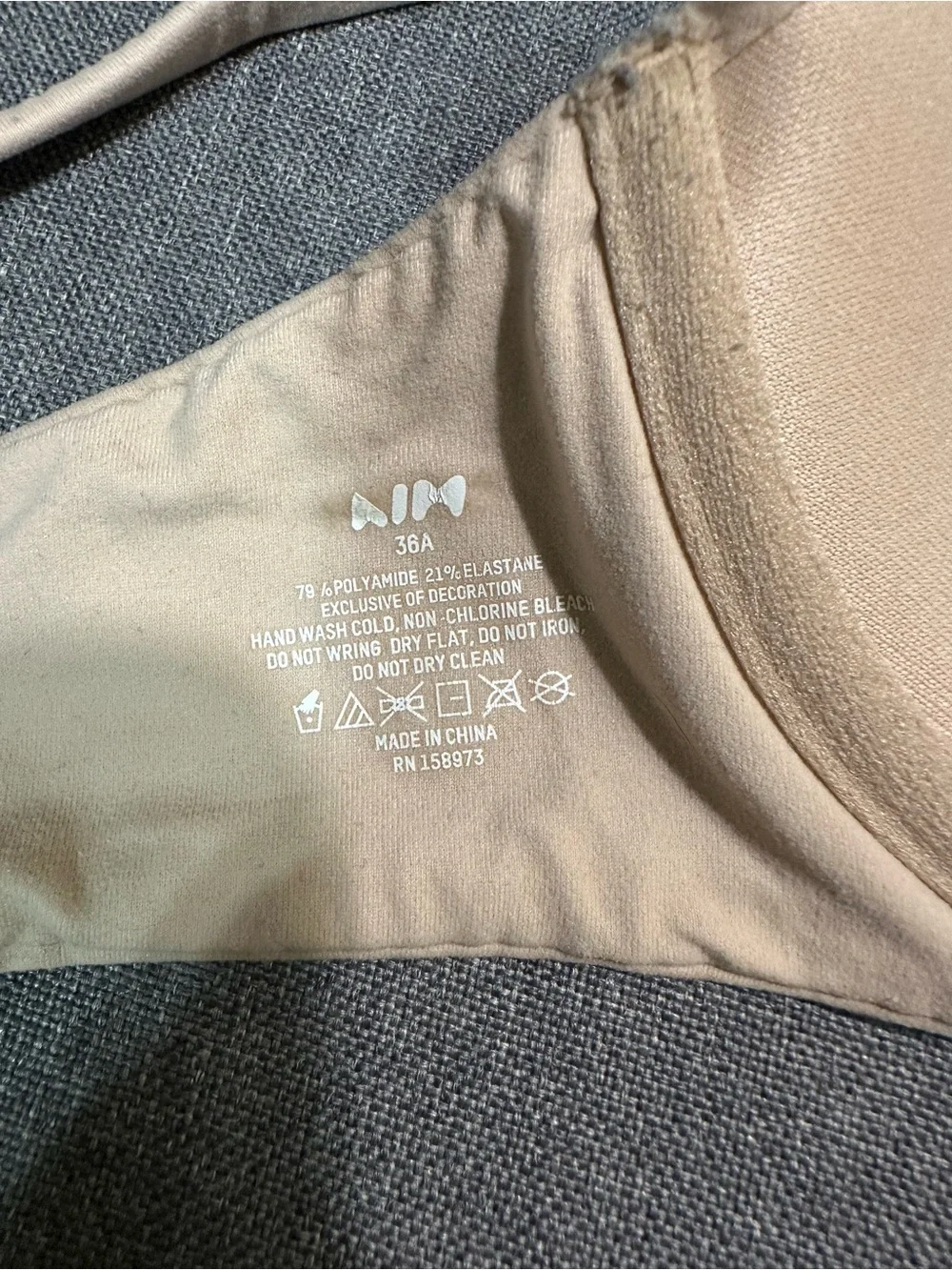 SKIMS Nude Lightly Padded T-Shirt Bra Size 36A - Picture 4 of 6